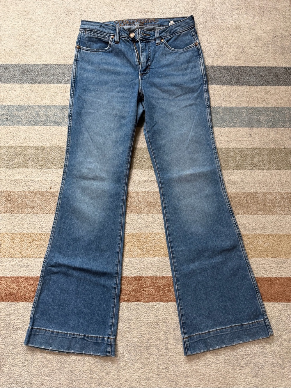 Wrangler Women's Blue Flared Jeans - Mid Wash